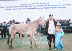 Аймгийн Алдарт уяач Ж.Мөнхсүрэн: Хурдан адуунд нэг л муу цус орвол тэр угшлыг доош нь татаад байдаг