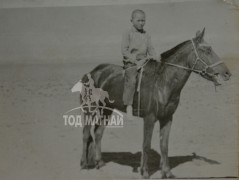 Шандаст хурдан Шанхат хээрээ дурсмой...