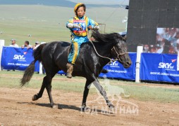 АХ-95 жилийн ойн баяр наадмын азарганы дэлгэрэнгүй цуваа