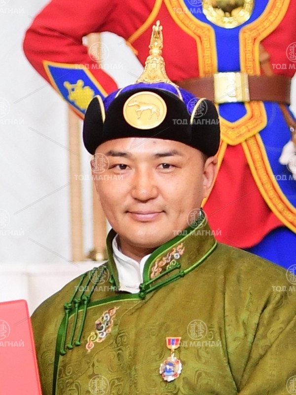 Манлай Даваадорж